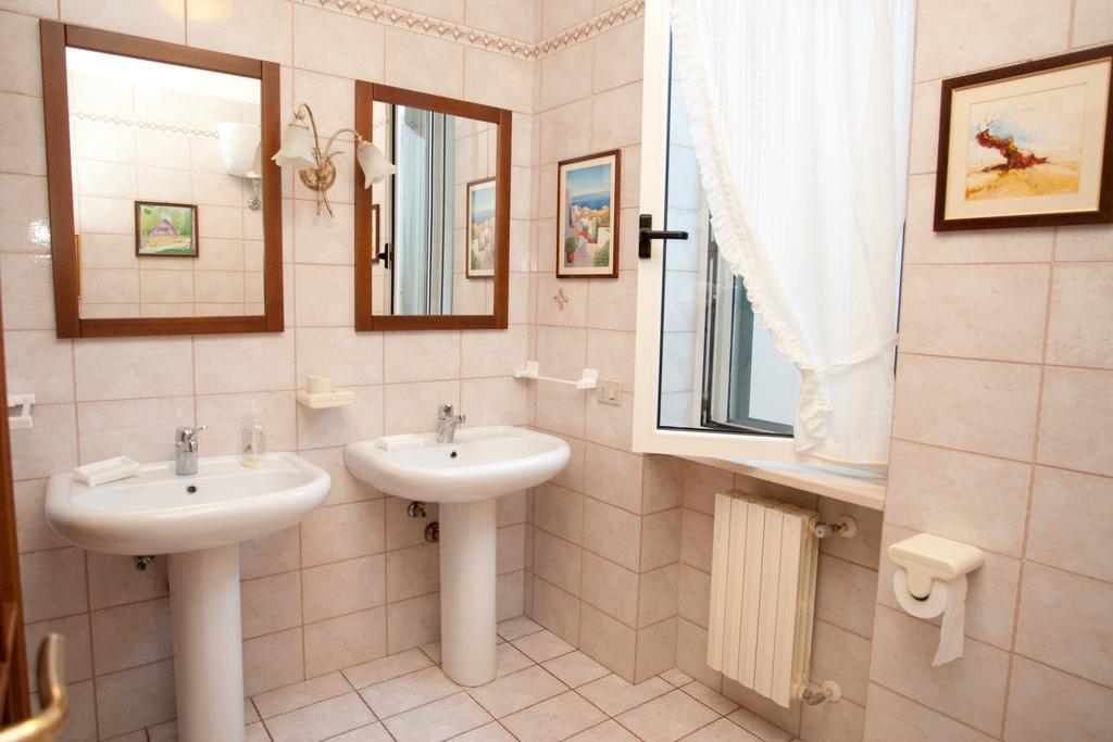 Vila Il Casale Delle Principesse Mattinata Pokoj fotografie