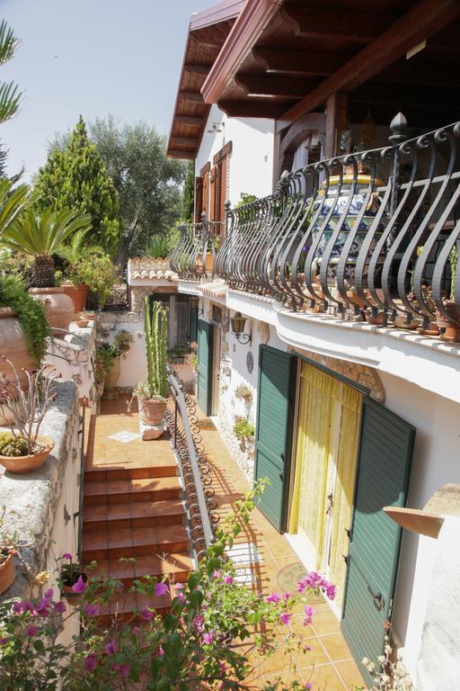 Vila Il Casale Delle Principesse Mattinata Pokoj fotografie