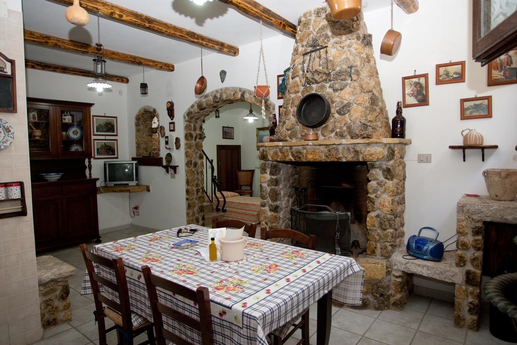 Vila Il Casale Delle Principesse Mattinata Exteriér fotografie